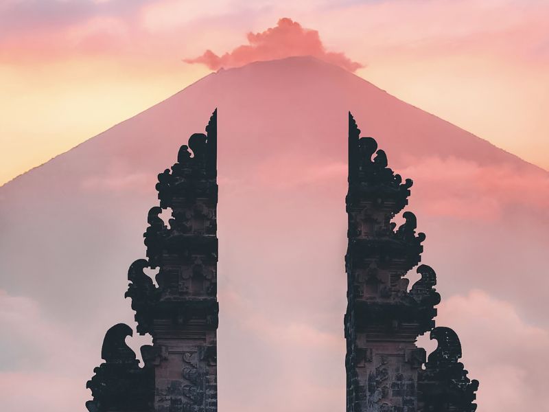 <p>Porta del Paradiso, Bali</p>